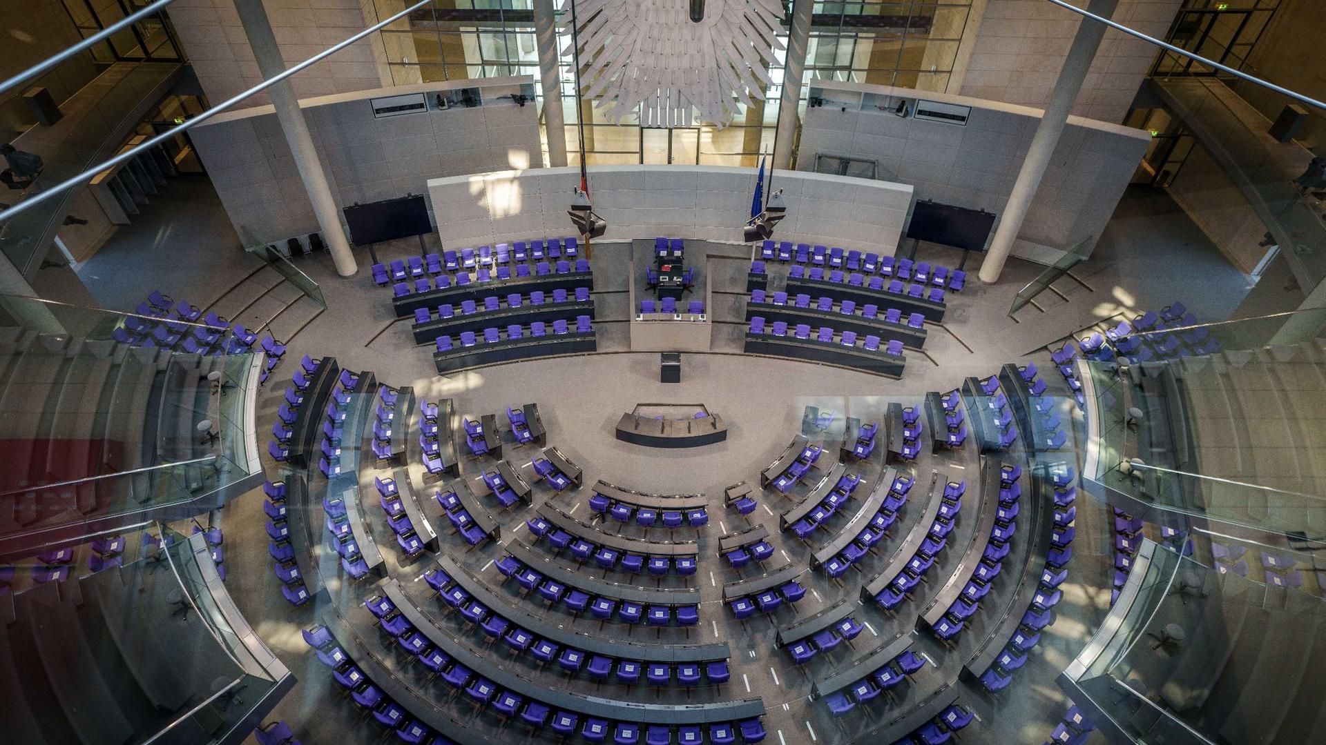 Der neue Bundestag konstituiert sich spätestens am 26. Oktober. Danach könnten die Untersuchungen eingeleitet werden, wenn ein Viertel der Abgeordneten dafür ist.