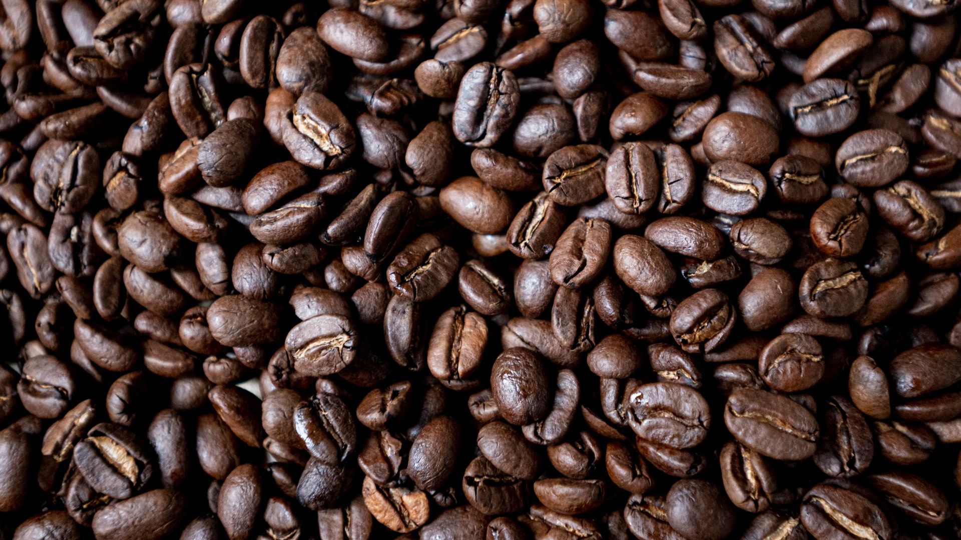 Kaffee ist der Deutschen liebstes Getränk – der Pro-Kopf-Verbrauch lag 2020 bei durchschnittlich 168 Litern.