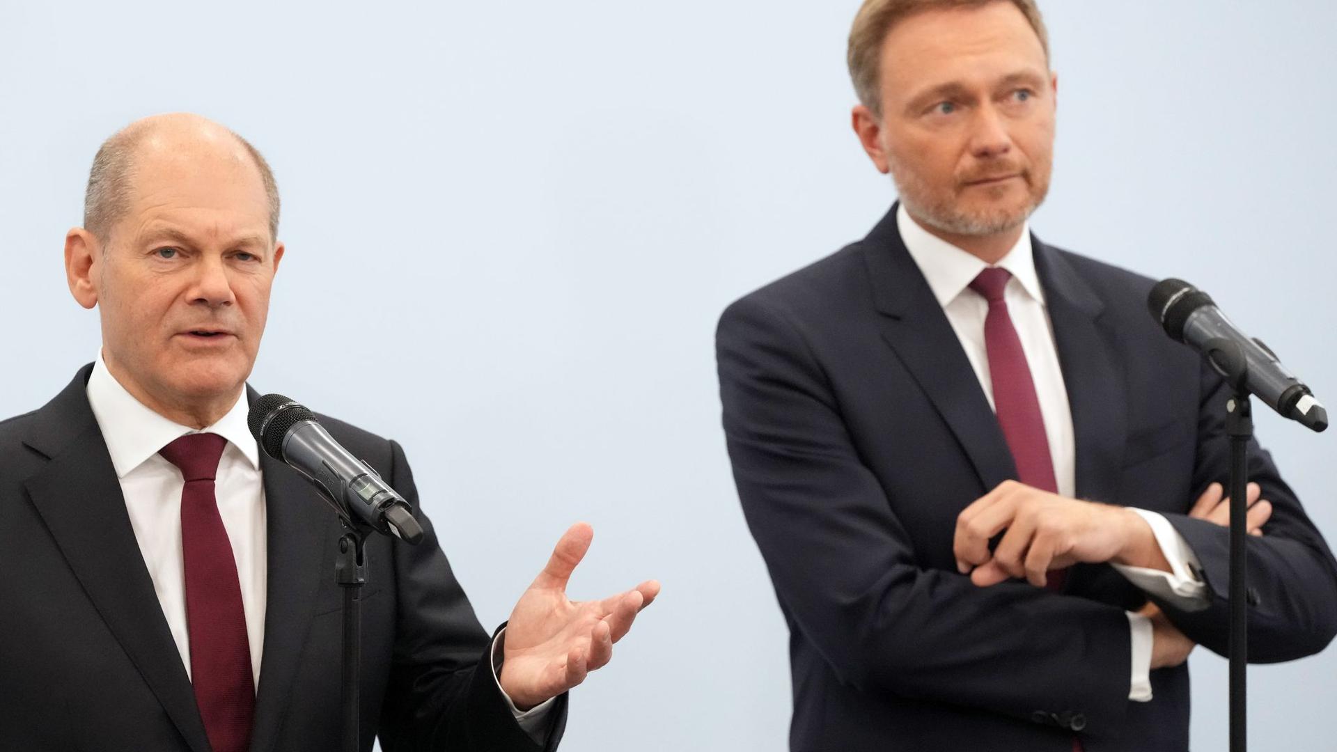 Der mögliche neue Kanzler Olaf Scholz (l) - und sein künftiger Finanzminister und Amtsnachfolger Christian Lindner?