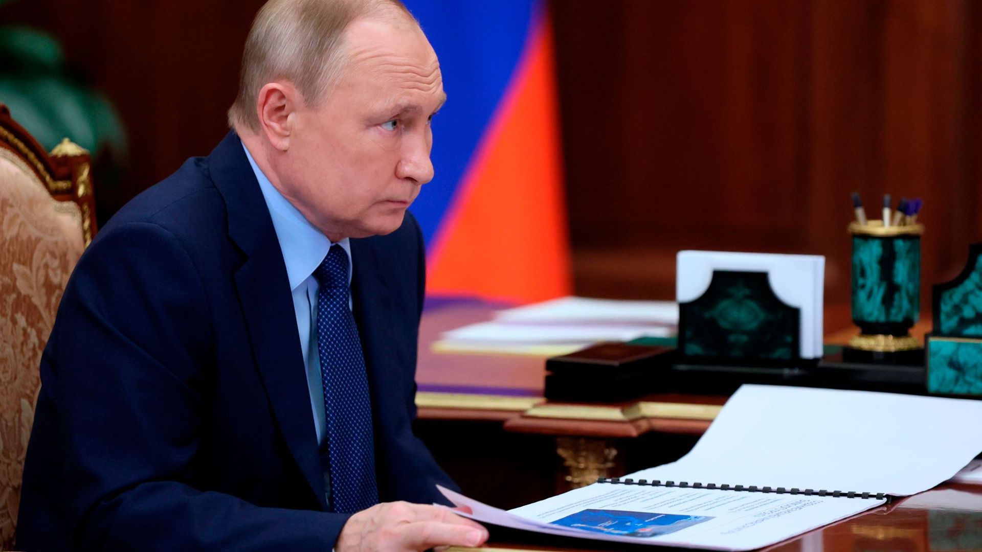 Wladimir Putin am Freitag während einer Sitzung im Kreml.