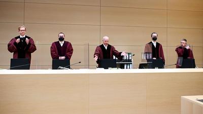 Der Dritte Strafsenat des Bundesgerichtshof (BGH) eröffnet die Verhandlung zum mutmaßlichen NSU-Helfers André E.
