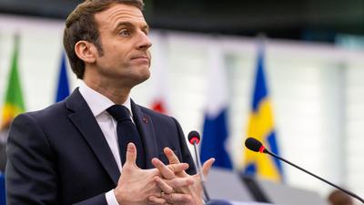 Während der heutigen Plenarsitzung des Europäischen Parlaments stellt Frankfreichs Präsident Emmanuel Macron die Ziele der beginnenden Ratspräsidentschaft Frankreichs vor.