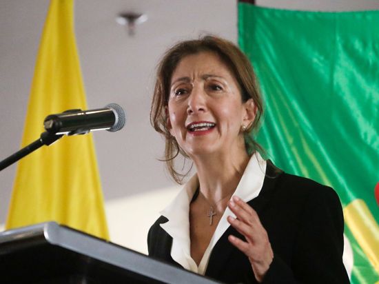 Ex-Farc-Geisel Betancourt verlässt die Koalition, um einen „unabhängigen Weg“ einzuschlagen.