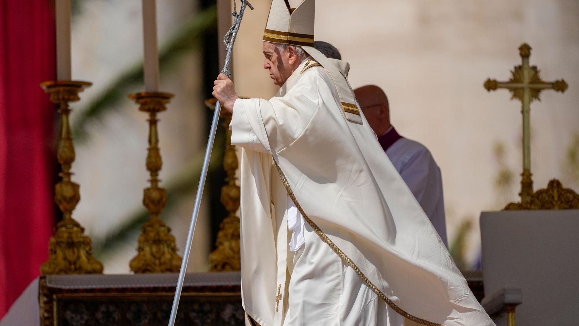 „In meinem Herzen trage ich all die vielen ukrainischen Opfer“: Papst Franziskus.