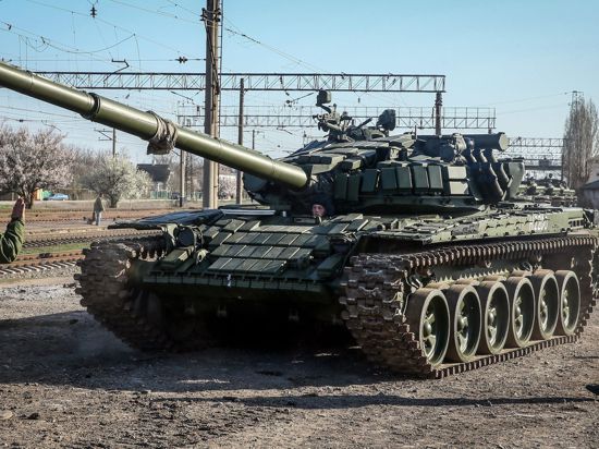 T-72-Panzer der russischen Armee (Archivbild). Slowenien eine größere Stückzahl seiner T-72-Kampfpanzer an die Ukraine abgeben und aus Deutschland dafür Ersatz erhalten.