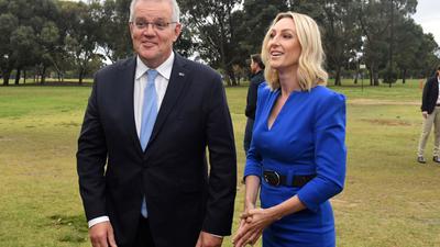 Australiens Premierminister Scott Morrison und die liberale Kandidatin für den Wahlkreis Swan, Kristy McSweeney, sind auf Stimmenfang.