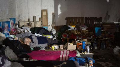 Schutz im Keller: Die ostukrainische Stadt Sjewjerodonezk ist besonders umkämpft.