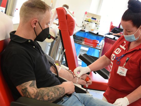 Das Rote Kreuz bittet dringend um Blutspenden.