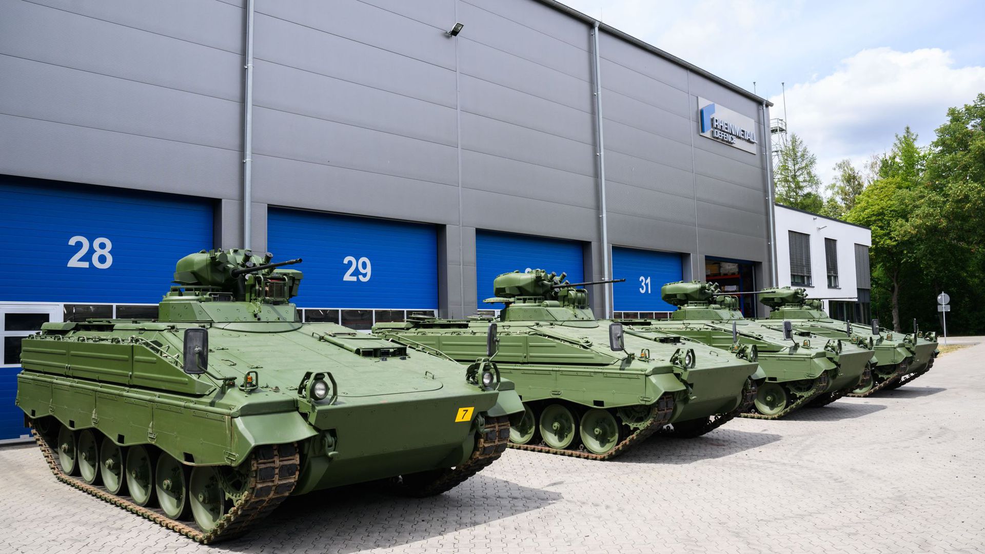 Neben den aufbereiteten Marder-Panzern (im Bild) will Rheinmetall auch ältere Ausgaben des Kampfpanzers Leopard 1 weiterverkaufen.