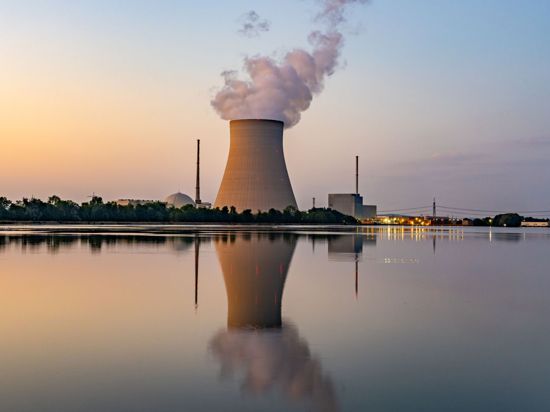 Der Weiterbetrieb von Atomkraftwerken ist noch so einfach, wie manch ein Politiker glauben machen will.