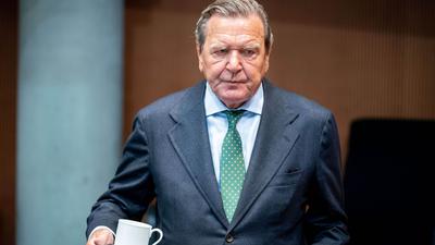 Altkanzker Gerhard Schröder will den Verlust seiner Sonderrechte nicht hinnehmen.