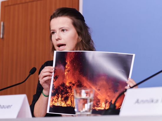 Klimaaktivistin Luisa Neubauer fordert ein Sondervermögen von 100 Milliarden Euro fürs Klima.