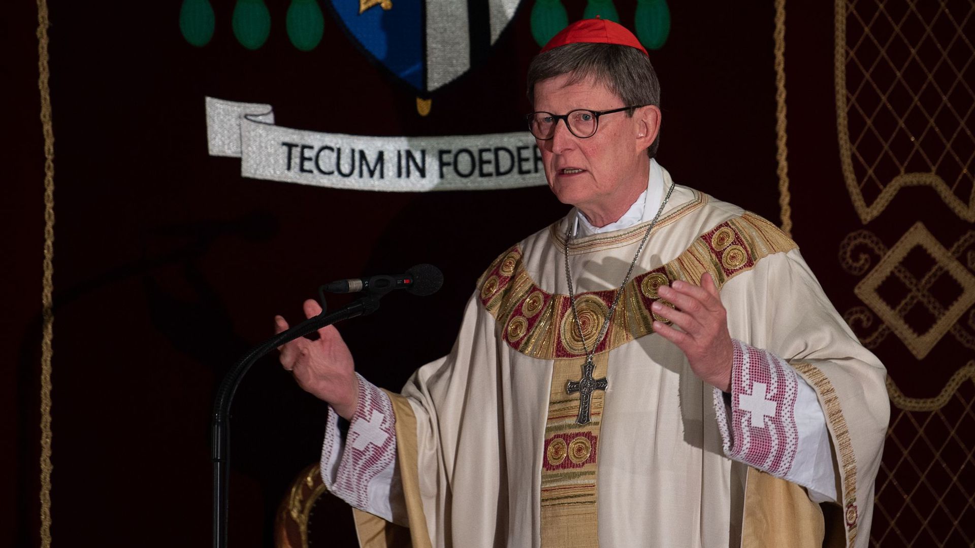 Rainer Maria Kardinal Woelki, Erzbischof von Köln, spricht bei einem Gottesdienst im Dom zu Fulda.