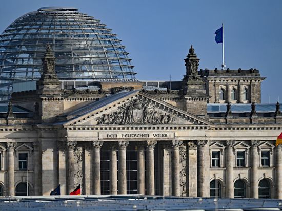 Die „Reichsbürger“-Führung bereitete offenbar einen gewaltsamen Sturm auf den Bundestag vor.