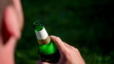 7,9 Millionen Deutsche konsumieren laut Suchtbericht Alkohol „in gesundheitlich riskanter Weise“.
