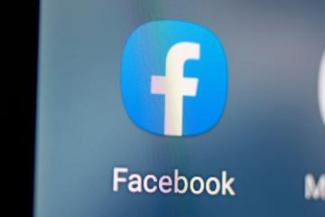 Ein Ehepaar aus Thailand soll Menschen via Facebook um insgesamt rund 35 Millionen Euro betrogen haben.