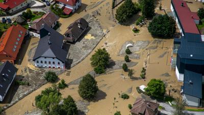Angesichts der verheerenden Überschwemmungen und Erdrutsche der letzten drei Tage hat Slowenien die EU und die Nato um technische Hilfsgüter gebeten.