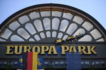 Eingangsbereichs des Europa-Parks in Rust.