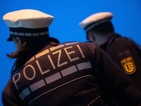 Ein 22-Jähriger soll eine 18-jährige Berlinerin in den Schwarzwald entführt haben – die Ermittlungen laufen.