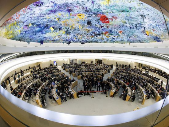 Der UN-Menschenrechtsrat hat keine Möglichkeit, die Durchsetzung der Resolution zu erzwingen.