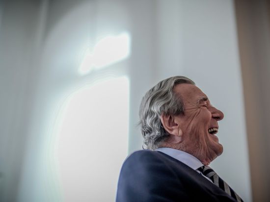 Ex-Bundeskanzler Gerhard Schröder (SPD) wird heute 80 Jahre alt.