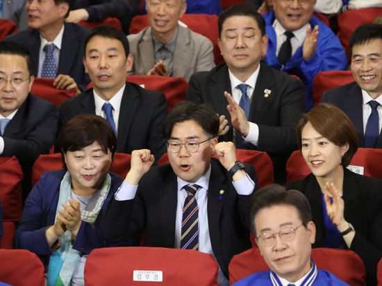 Erfolg bei der Parlamentswahl: Die Demokratische Partei (DP) von Oppositionsführer Lee Jae Myung konnte ihre Stellung als größte Einzelpartei in der Nationalversammlung behaupten.