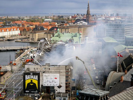 Ein Feuer brach in einem der ältesten Gebäude Kopenhagens aus.