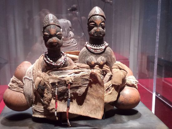 Voodoo-Figuren im Straßburger Musée Vodou 