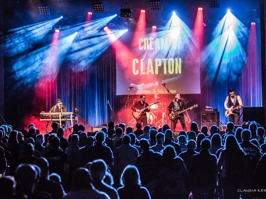 Mit der Band Cream of Clapton bietet der badische Gitarrist Gerald Sänger eine Hommage an die Gitarren-Legende Eric Clapton.