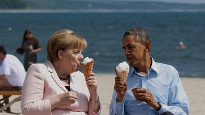 deep fake von Merkel und Obama des Künstlers Julian van Dieken