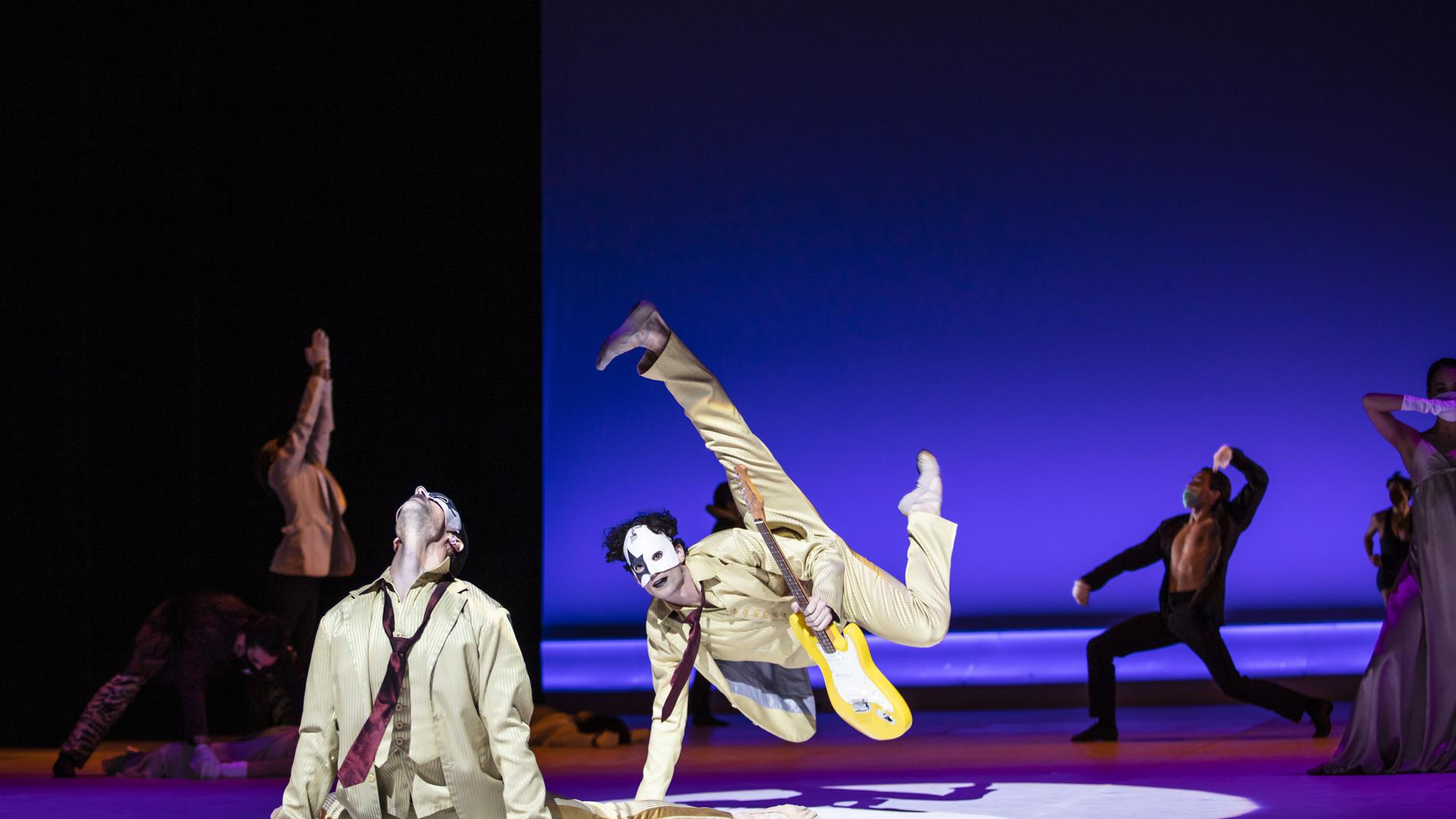 Szene aus John Neuemeiers Choreografie „Tod in Venedig“,Gastspiel in Baden-Baden am 2.10.2021