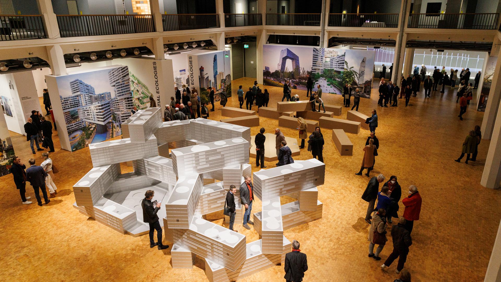 Blick in die Ausstellung „Ole Scheeren: Spaces of Life“ im ZKM Karlsruhe, 9.12.2022