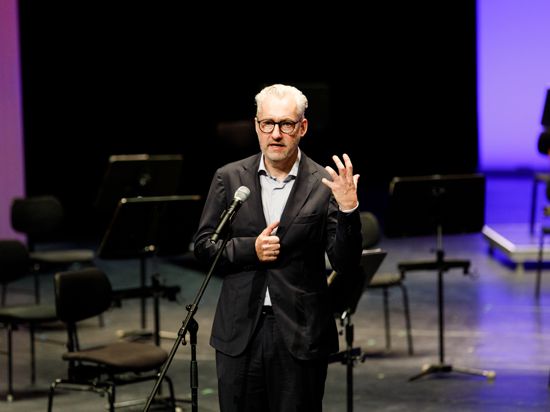 Peter Spuhler, Generalintendant des Badischen Staatstheaters Karlsruhe, am 19. September 2020 beim Theatertag zum Auftakt der Saison.