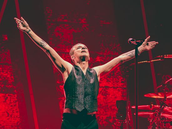 Depeche Mode Sänger Dave Gahan auf einem Foto der Karlsruher Fotografin Kirsten Bohlig vom Tourstart-Konzert der Band in Sacramento am 23. März 2023