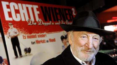 Karl Merkatz vor Beginn der ORF Premiere des Kinofilms „Echte Wiener 2 – Die Deppat'n und die Gspritzt'n“ (2010).