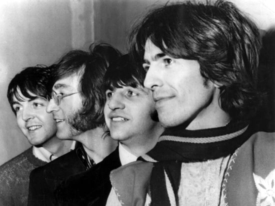 Die Beatles mit Paul McCartney (l-r), John Lennon, Ringo Starr und George Harrison.