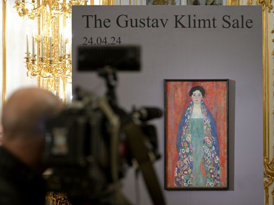 Gustav Klimt dürfte im Mai 1917 mit dem „Bildnis Fräulein Lieser“ begonnen haben.