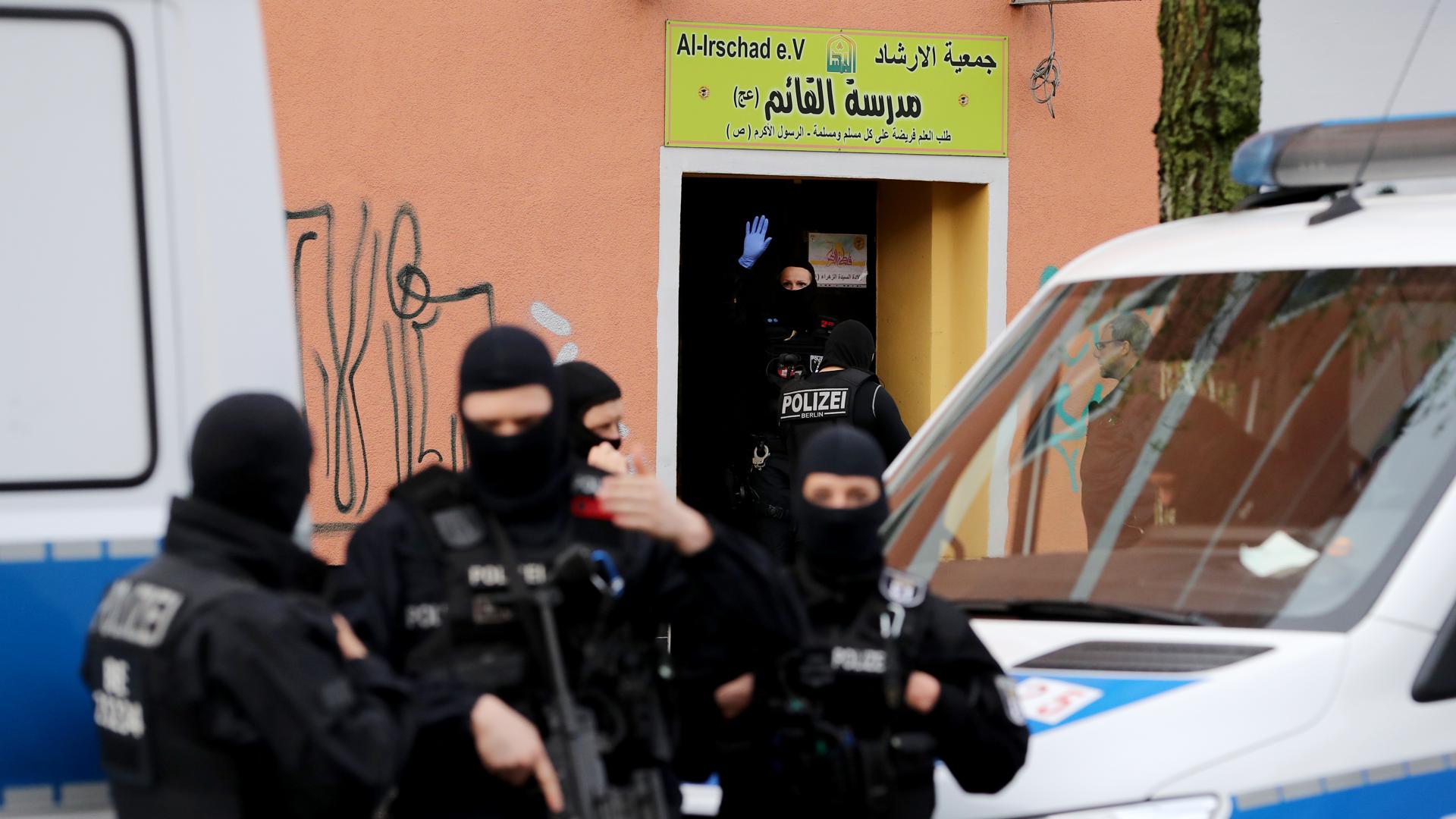 Gefahr für die Demokratie: In Deutschland sind islamistische Netzwerke aktiv, die unter Beobachtung der Polizei stehen. 