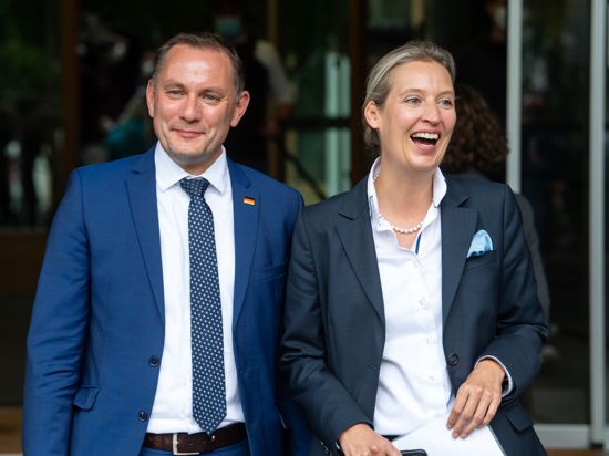 Führungsanspruch im Tandem: Die Spitzenkandidaten der AfD, Tino Chrupalla und Alice Weidel, treten am Mittwoch als Kandidaten für den neuen Fraktionsvorsitz im Bundestag an.