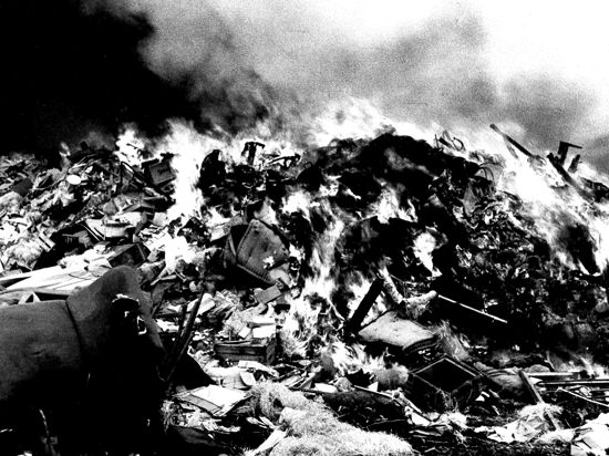 Brennende Müllkippe 1965
