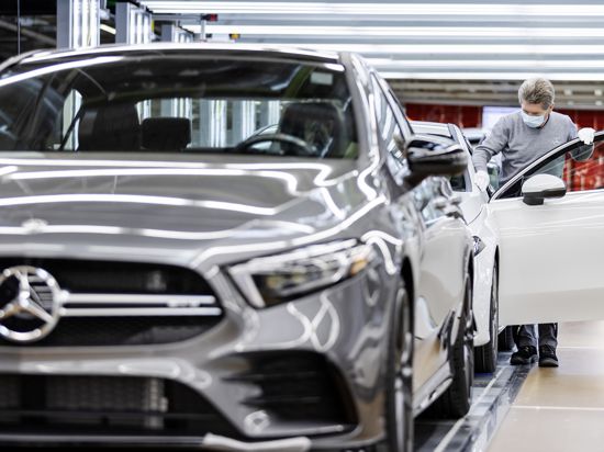 Das Mercedes-Benz Werk Rastatt verantwortet die Produktion der Mercedes-Benz Kompaktwagen. Seit diesem Jahr laufen in Rastatt die Plug-in-Hybrid-Varianten der A- und B-Klasse vom Band.