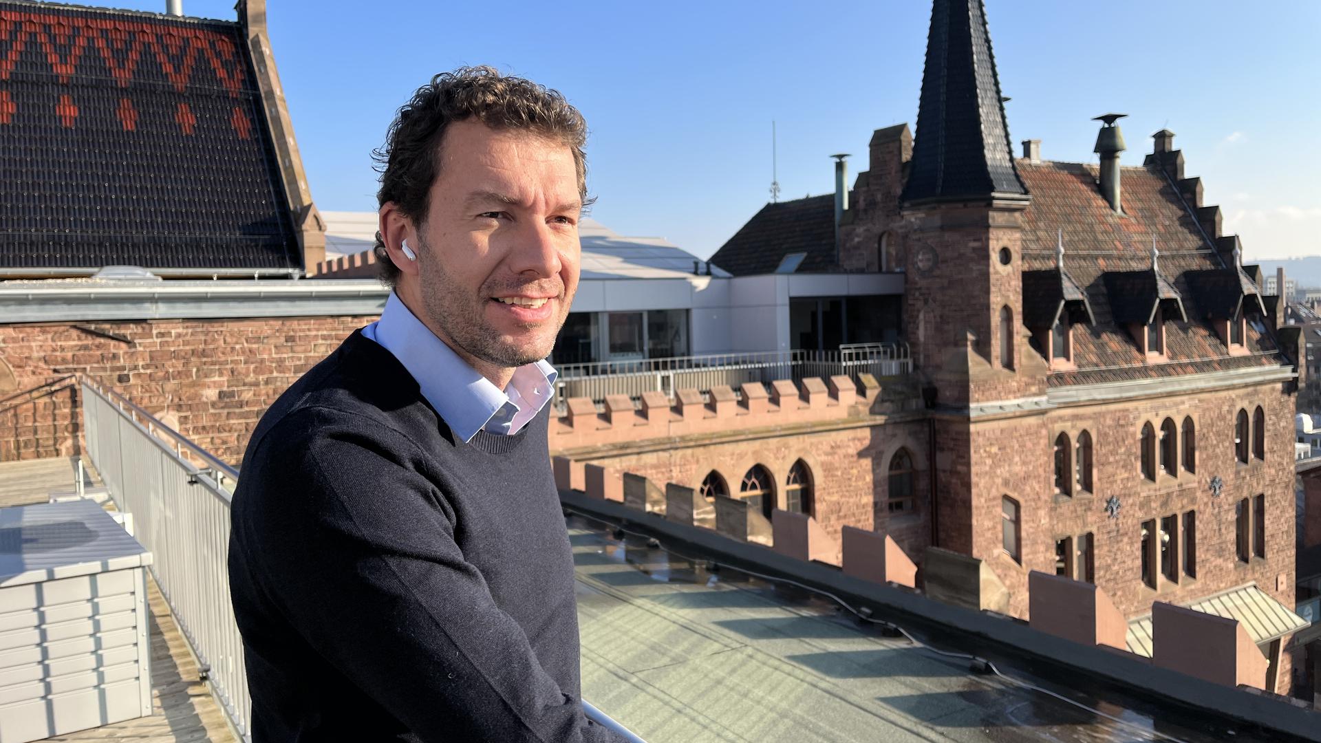 Über den Zinnen der Höpfner-Burg: Chrono24-Geschäftsführer Tim Stracke hat das Geschehen auf dem Markt für Luxusuhren weltweit im Blick.