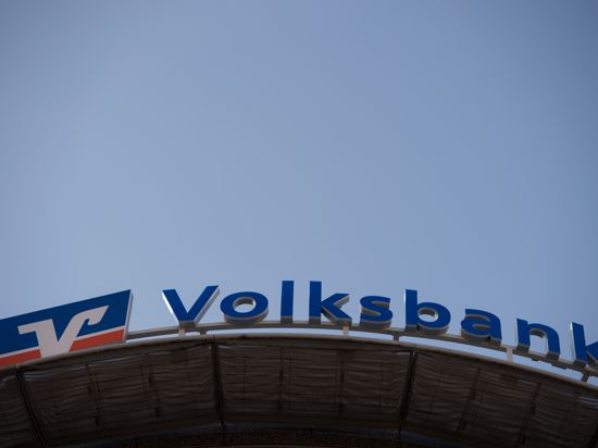 Neuer Rekord: Die Genossenschaftsbanken in Baden-Württemberg haben im vergangenen Jahr bei der Bilanzsumme erstmals die 200-Milliarden-Euro-Marke überstiegen. Mehr als jeder dritte Baden-Württemberger ist Mitglied einer Genossenschaftsbank.