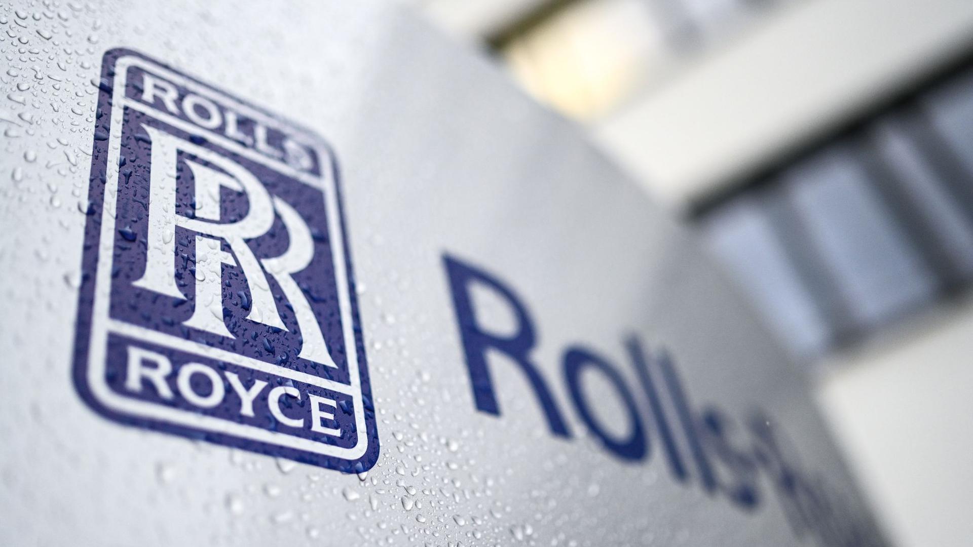 Rolls-Royce will Unternehmensbeteiligungen verkaufen.