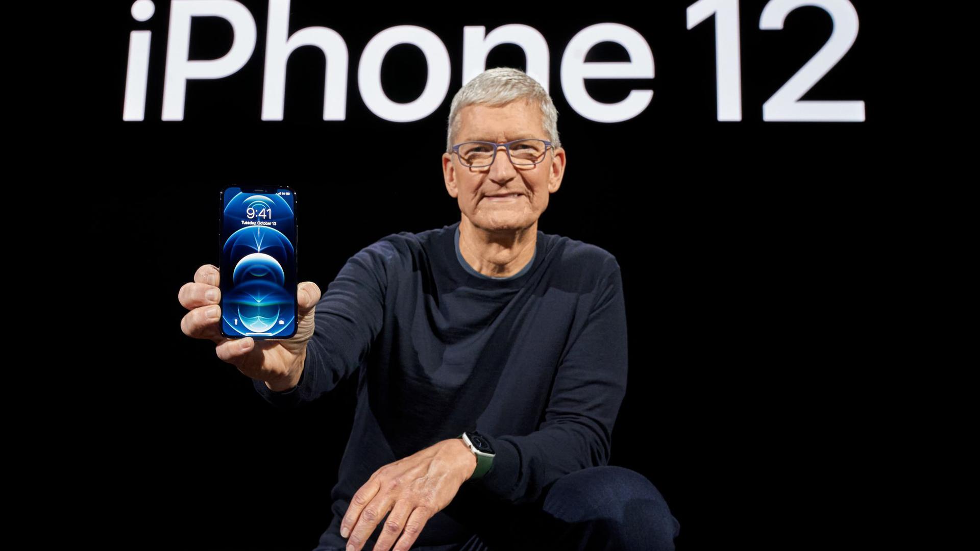 Apple-CEO Tim Cook präsentierte das neue iPhone 12 erst Mitte Oktober.