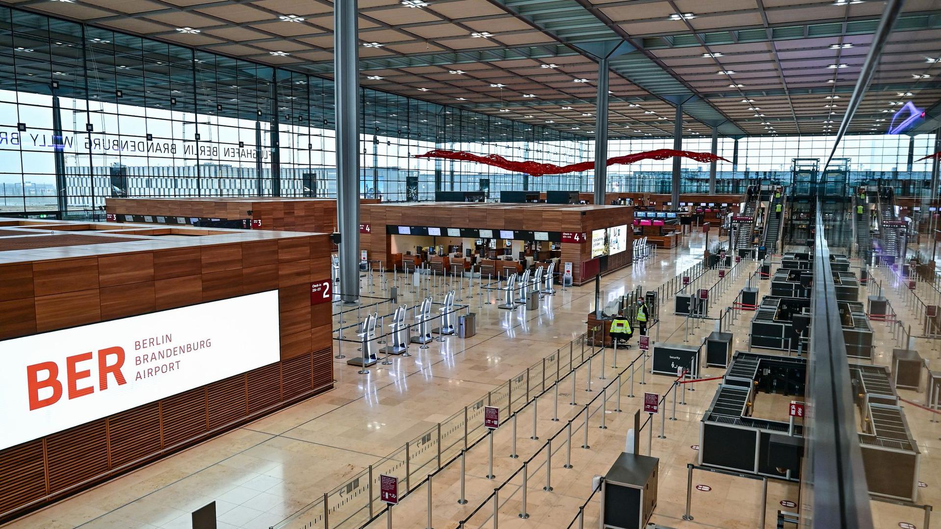 Der Hauptstadtflughafen Berlin Brandenburg „Willy Brandt“ (BER) wird am 31.10.2020 eröffnet.
