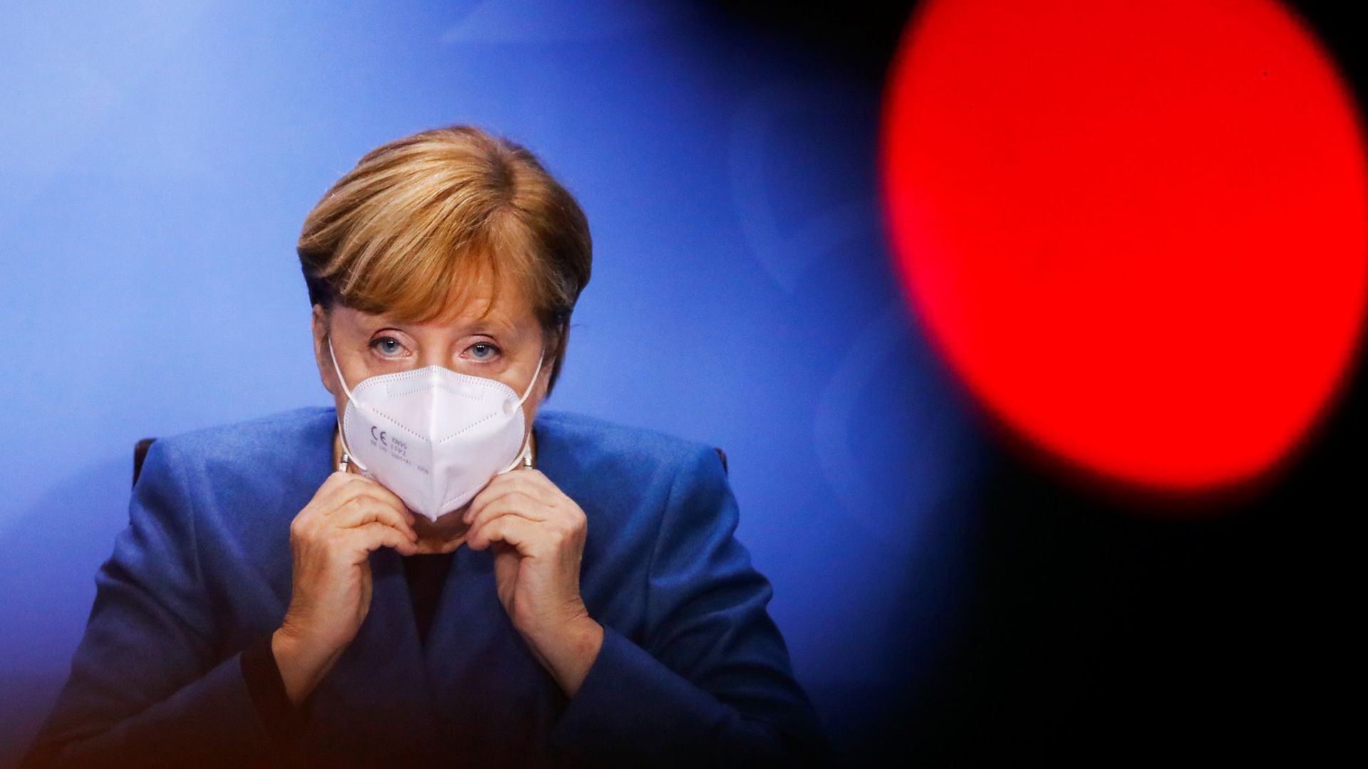 Merkel verspricht für den Teil-Lockdown schnelle und unbürokratische Hilfen.