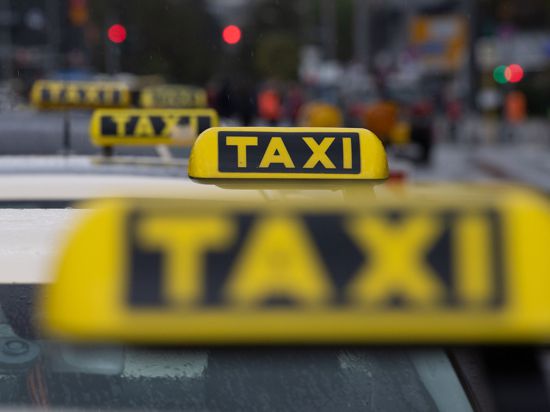 Der Taxiverband fürchtet den Verlust Zehntausender Jobs.