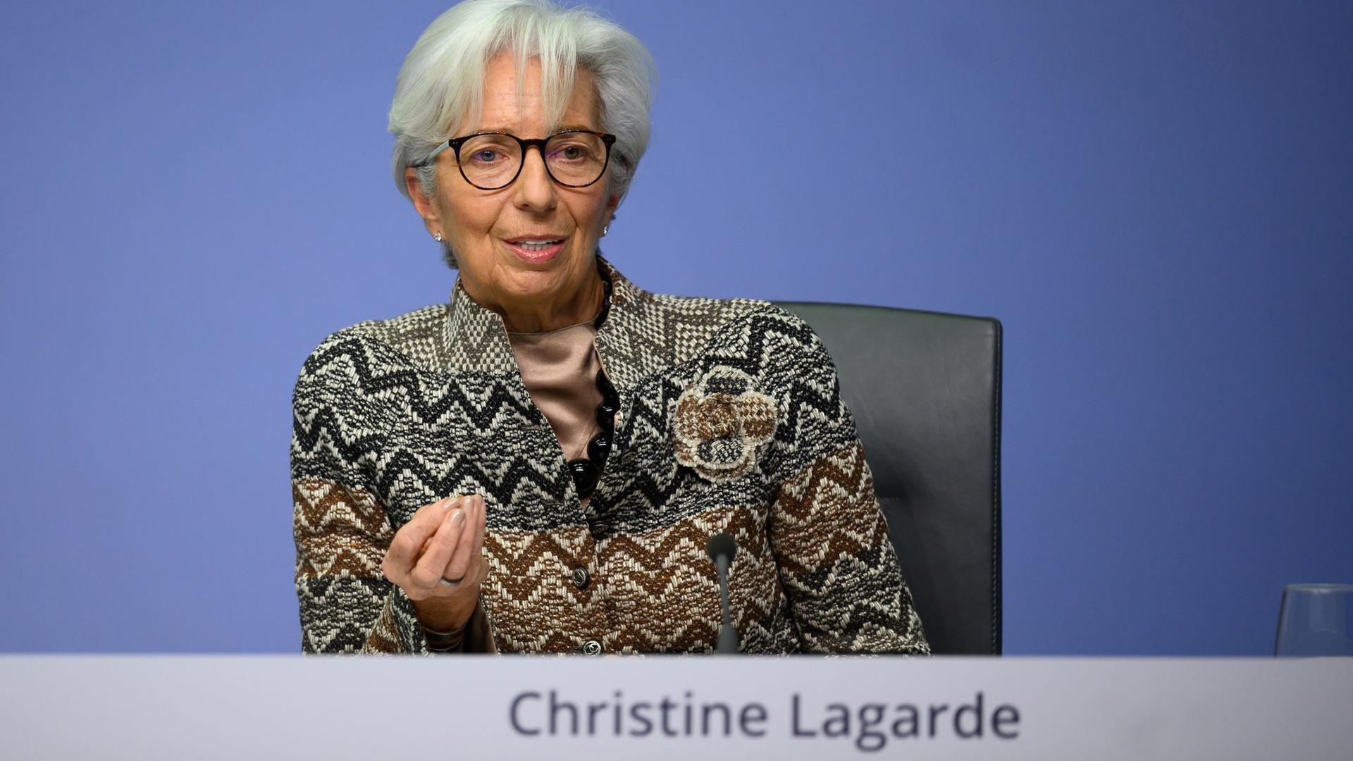 Nach dem Willen von EZB-Präsidentin Lagarde soll die Notenbank eine gewichtigere Rolle im Kampf gegen den Klimawandel spielen.