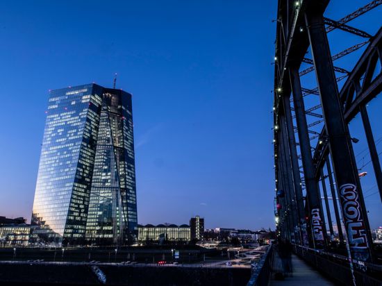 Die Europäische Zentralbank hält den Leitzins im Euroraum auf null Prozent.